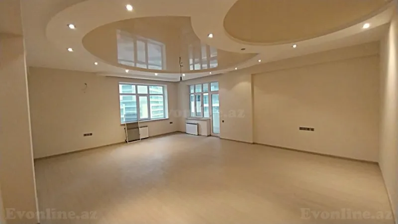 Satılır 4 otaqlı Mənzil Yeni tikili 210 m² Yasamal r. - şəkil 6