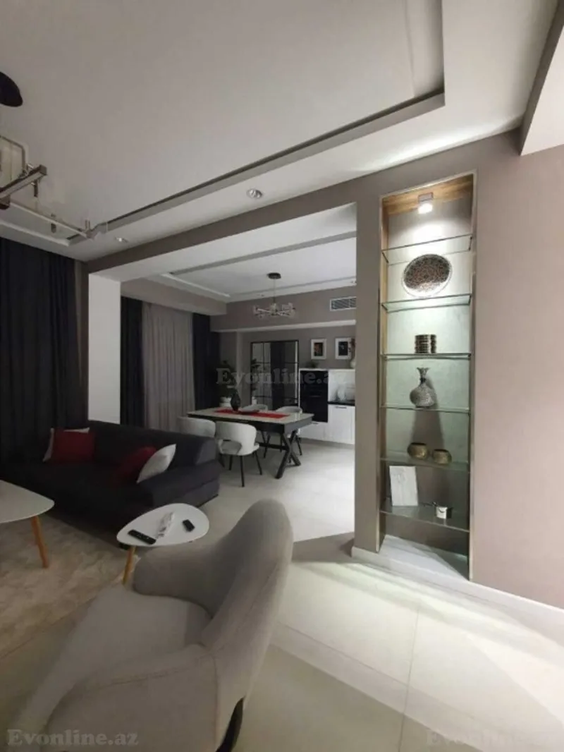 Kirayə verilir 3 otaqlı Mənzil Yeni tikili 130 m² Xətai r. - şəkil 3