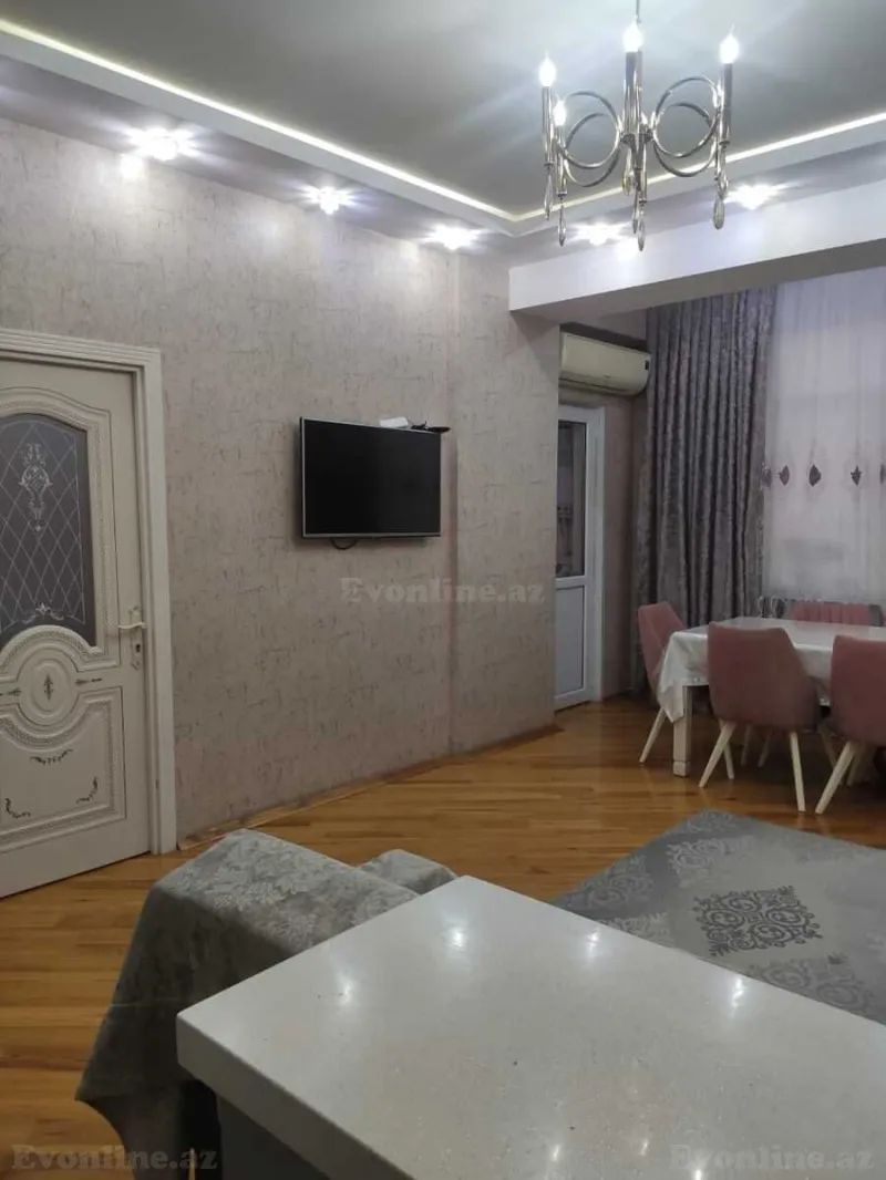 Satılır 3 otaqlı Mənzil Yeni tikili 70 m² Qara Qarayev m. - şəkil 3