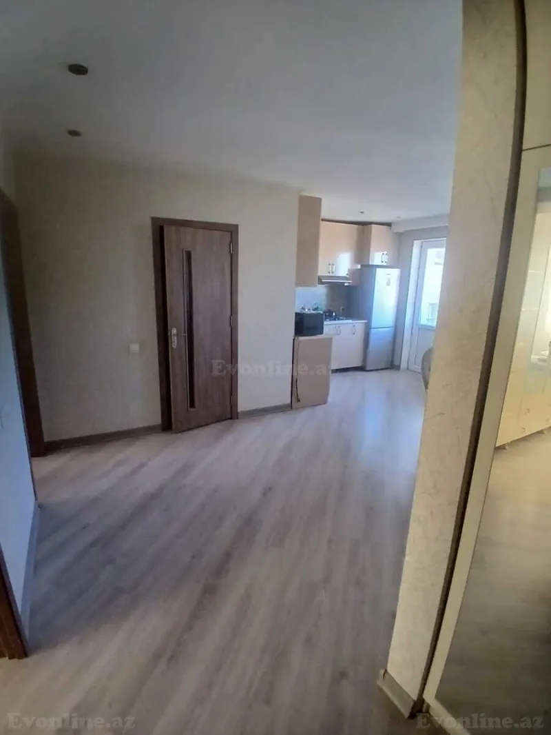 Satılır 3 otaqlı Mənzil Köhnə tikili 68 m² Şimal DRES - şəkil 2