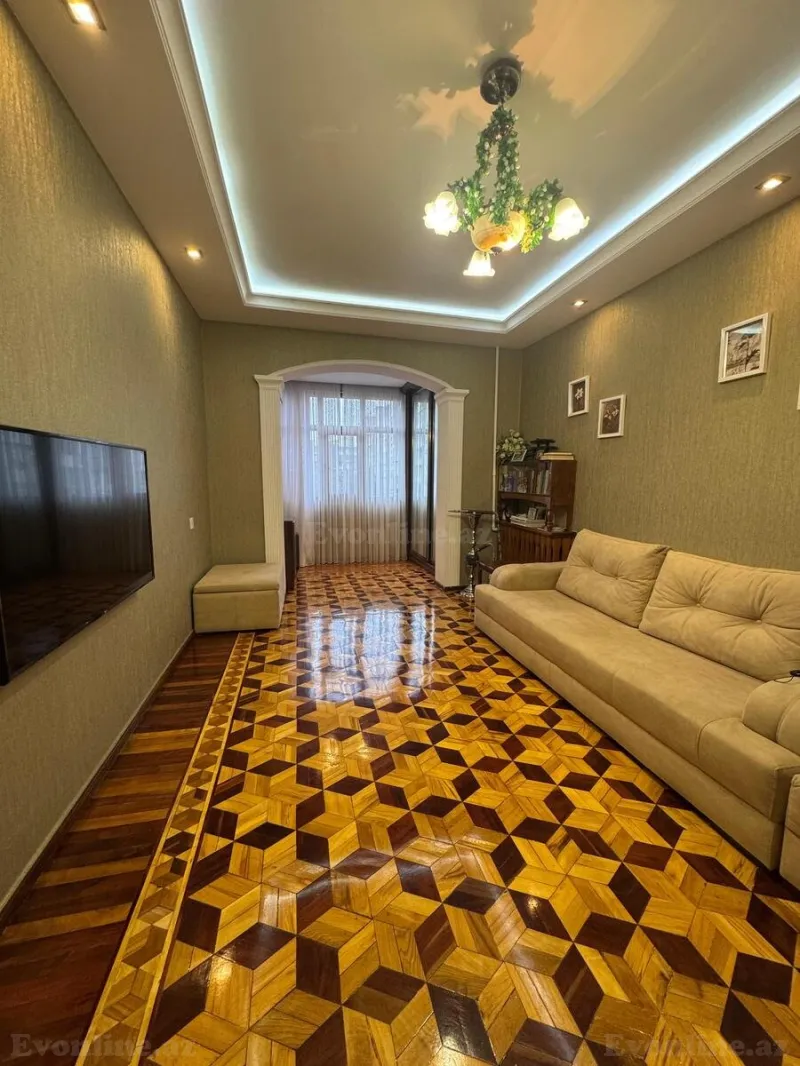 Satılır 4 otaqlı Mənzil Köhnə tikili 100 m² Xalqlar Dostluğu m. - şəkil 4