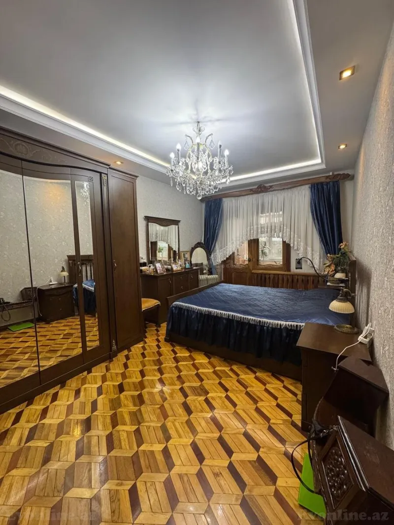 Satılır 4 otaqlı Mənzil Köhnə tikili 100 m² Xalqlar Dostluğu m. - şəkil 5