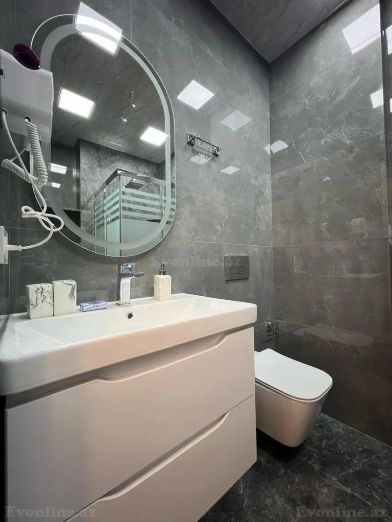 Kirayə verilir 2 otaqlı Mənzil Yeni tikili 80 m² Gənclik m. - şəkil 26