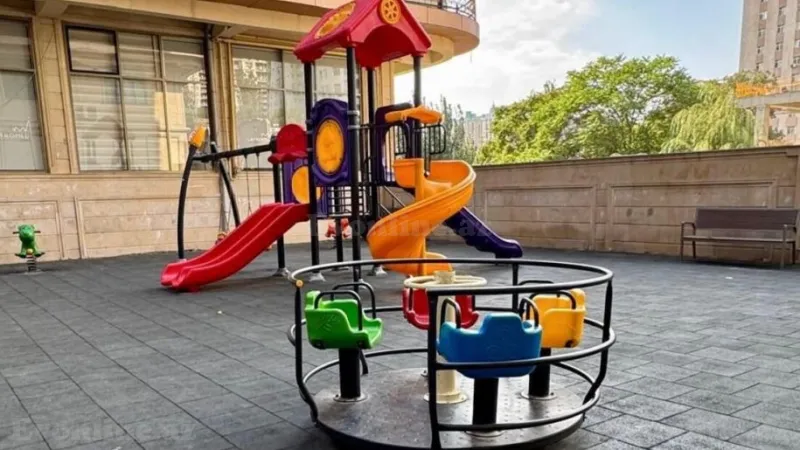 Satılır 2 otaqlı Mənzil Yeni tikili 75 m² 28 May m. - şəkil 2