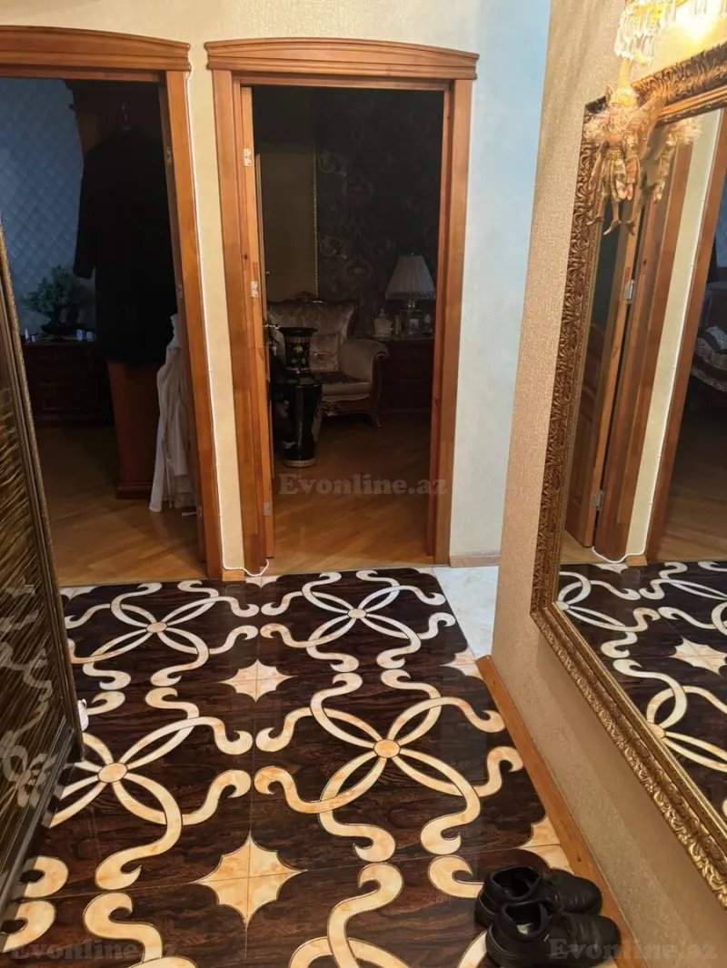 Satılır 3 otaqlı Mənzil Köhnə tikili 90 m² 8-ci mikrorayon - şəkil 9