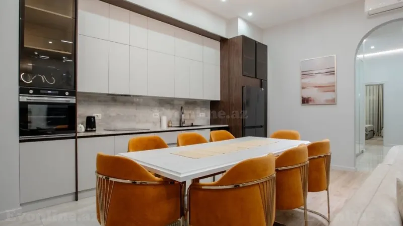 Kirayə verilir 3 otaqlı Mənzil Yeni tikili 120 m² Xətai r. - şəkil 2