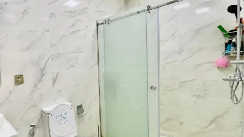 Kirayə verilir 3 otaqlı Mənzil Yeni tikili 140 m² Sahil m. - şəkil 18