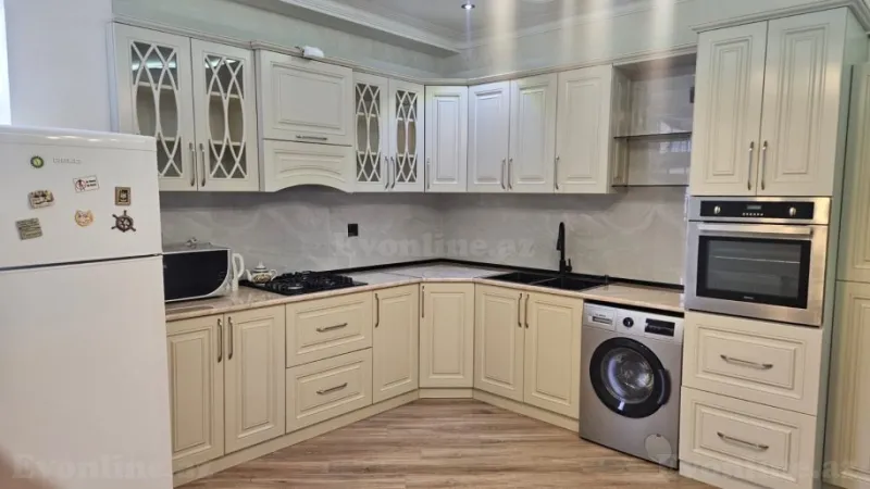 Kirayə verilir 3 otaqlı Mənzil Yeni tikili 145 m² 28 May m. - şəkil 9