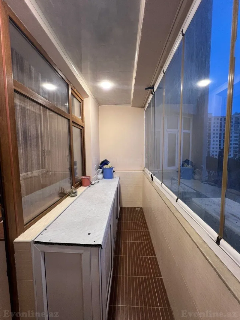 Kirayə verilir 3 otaqlı Mənzil Yeni tikili 157 m² Gənclik m. - şəkil 14