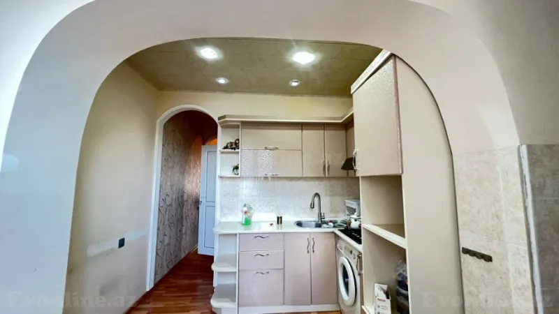 Satılır 3 otaqlı Mənzil Köhnə tikili 70 m² Nizami m. - şəkil 3