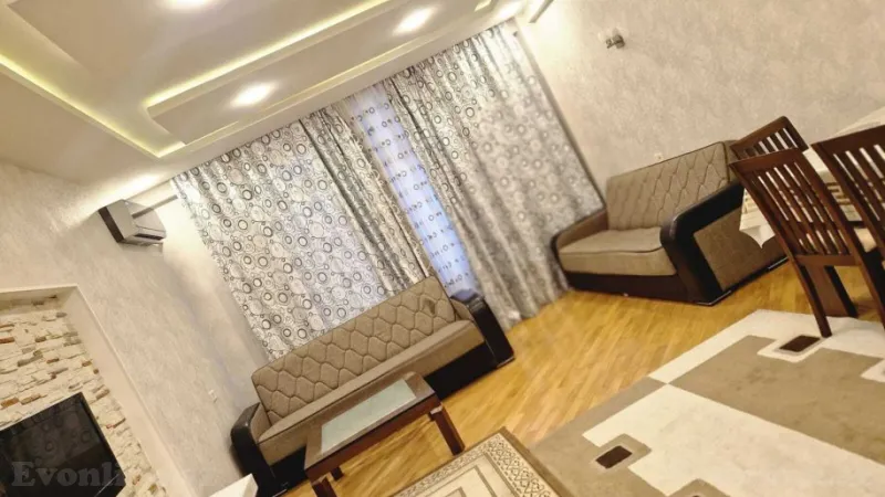 Satılır 3 otaqlı Mənzil Köhnə tikili 70 m² Nizami m. - şəkil 4