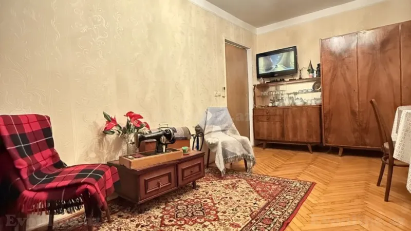 Satılır 1 otaqlı Mənzil Köhnə tikili 32 m² Yasamal