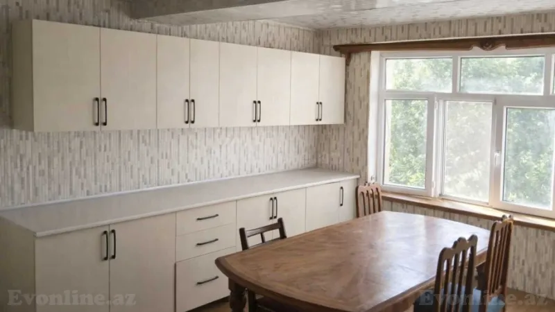 Satılır 7 otaqlı Mənzil Köhnə tikili 250 m² 28 May m. - şəkil 2