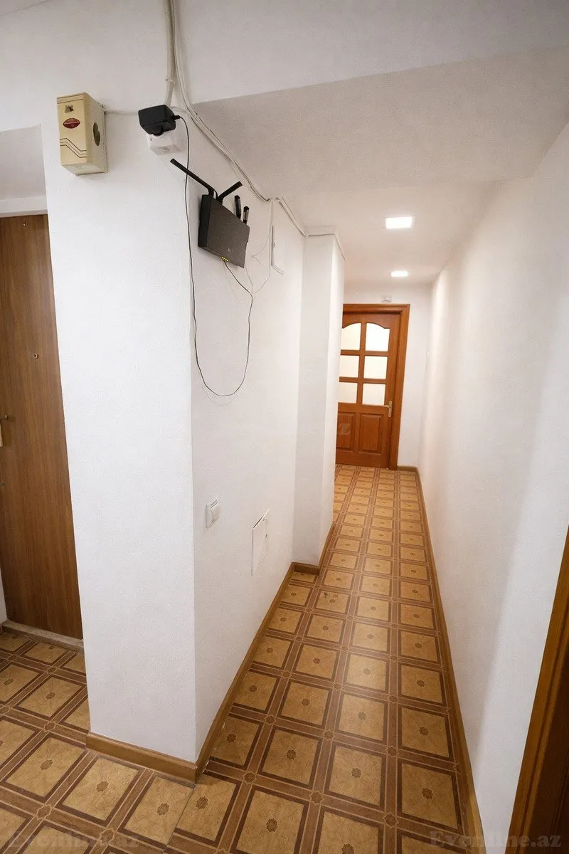 Satılır 7 otaqlı Mənzil Köhnə tikili 250 m² 28 May m. - şəkil 4