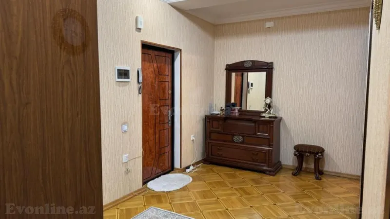 Satılır 2 otaqlı Mənzil Yeni tikili 90 m² 9-cu mikrorayon - şəkil 2