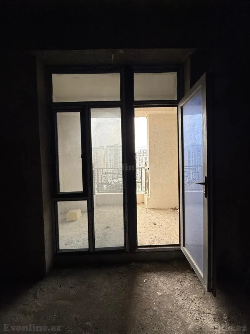 Satılır 3 otaqlı Mənzil Yeni tikili 168 m² 28 May m. - şəkil 17