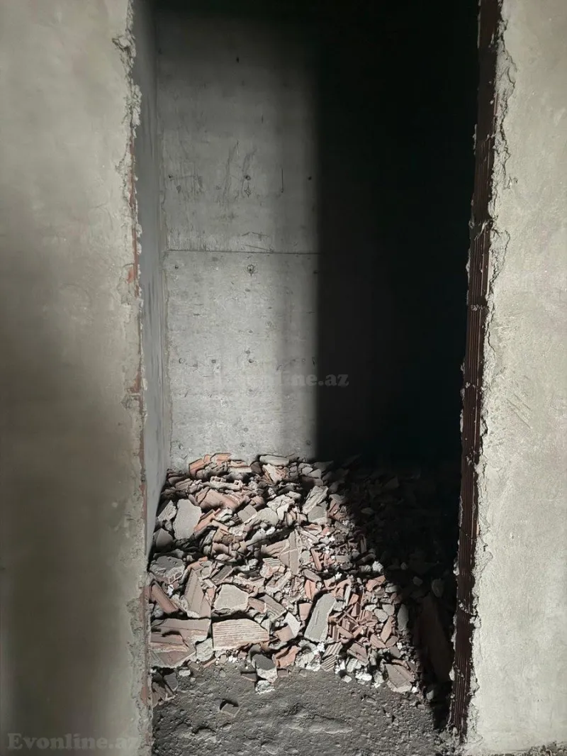 Satılır 3 otaqlı Mənzil Yeni tikili 168 m² 28 May m. - şəkil 21