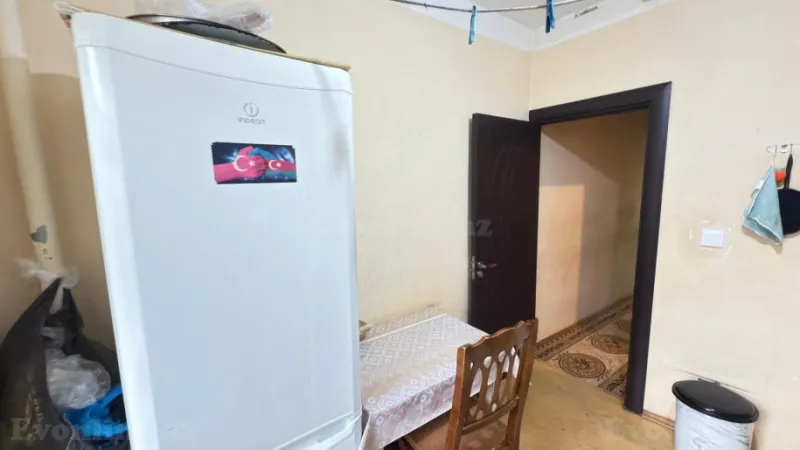 Satılır 2 otaqlı Mənzil Köhnə tikili 55 m² Xalqlar Dostluğu m. - şəkil 8