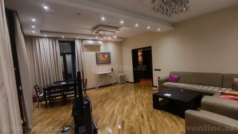 Satılır 3 otaqlı Mənzil Köhnə tikili 70 m² Sahil m. - şəkil 3