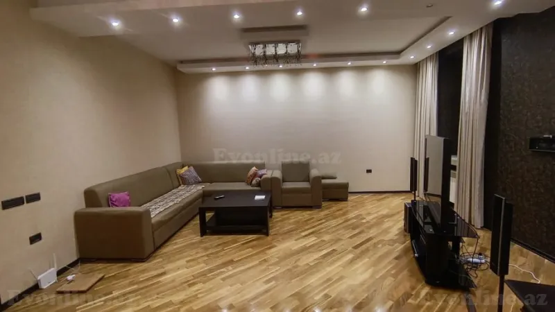 Satılır 3 otaqlı Mənzil Köhnə tikili 70 m² Sahil m. - şəkil 5