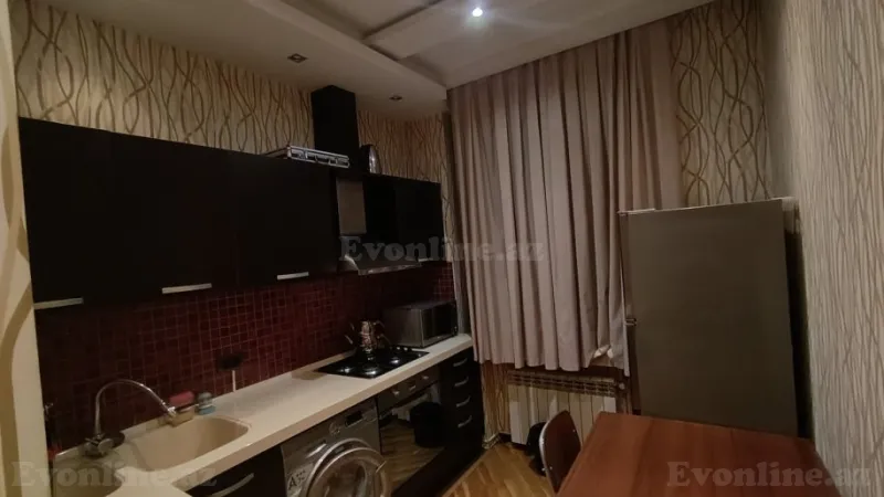 Satılır 3 otaqlı Mənzil Köhnə tikili 70 m² Sahil m. - şəkil 14