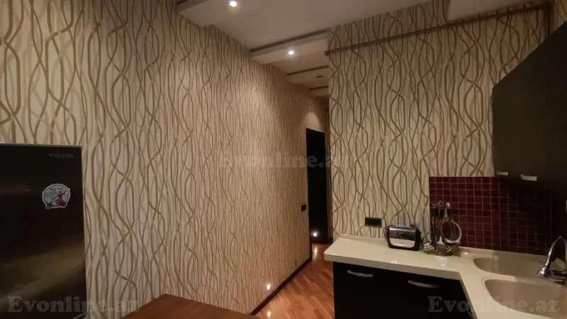 Satılır 3 otaqlı Mənzil Köhnə tikili 70 m² Sahil m. - şəkil 15