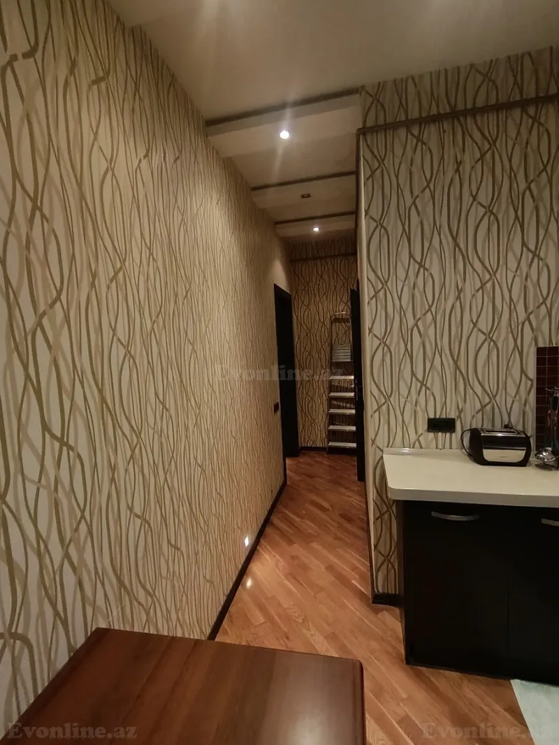 Satılır 3 otaqlı Mənzil Köhnə tikili 70 m² Sahil m. - şəkil 17