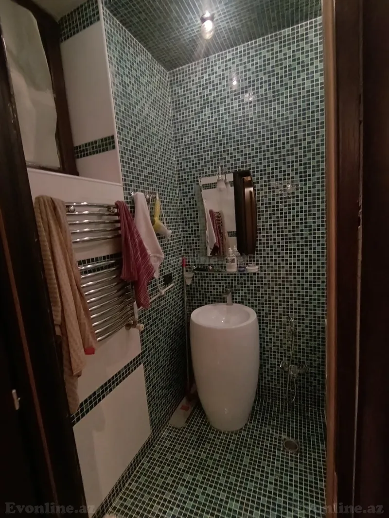 Satılır 3 otaqlı Mənzil Köhnə tikili 70 m² Sahil m. - şəkil 19