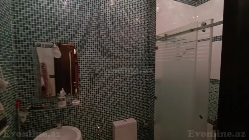 Satılır 3 otaqlı Mənzil Köhnə tikili 70 m² Sahil m. - şəkil 20