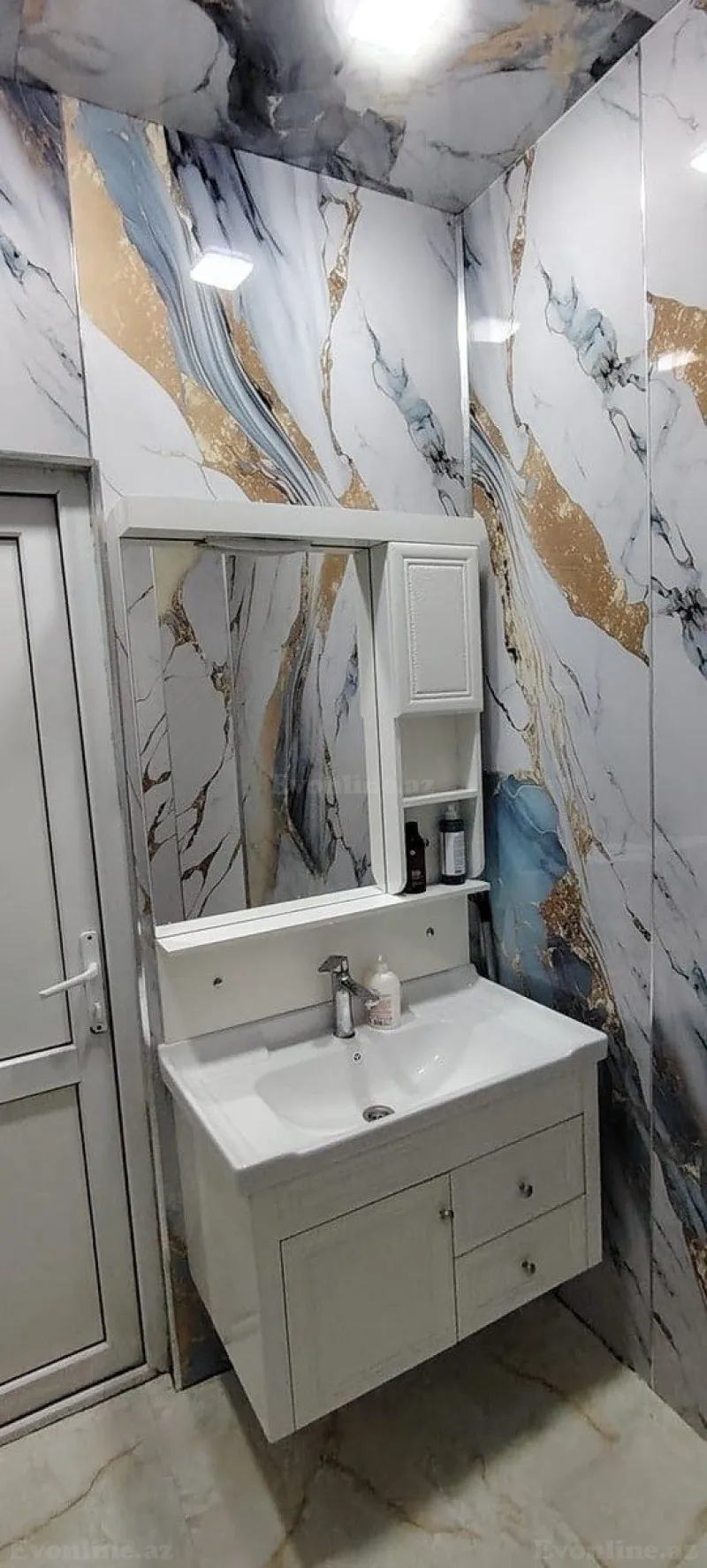 Satılır 2 otaqlı Mənzil Köhnə tikili 50 m² 4-cü mikrorayon - şəkil 7