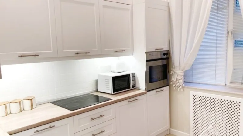 Kirayə verilir 2 otaqlı Mənzil Köhnə tikili 58 m² İçərişəhər m.