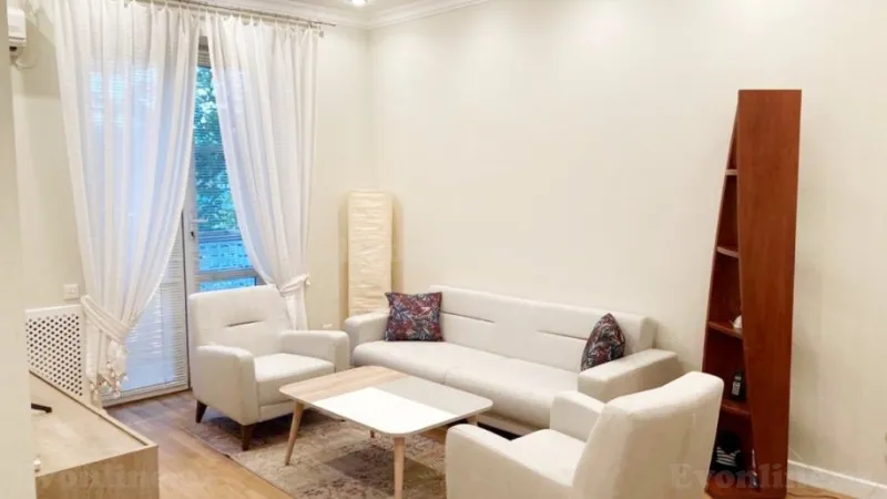 Kirayə verilir 2 otaqlı Mənzil Köhnə tikili 58 m² İçərişəhər m. - şəkil 10