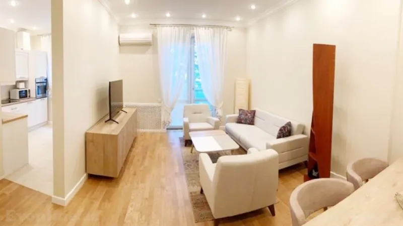 Kirayə verilir 2 otaqlı Mənzil Köhnə tikili 58 m² İçərişəhər m. - şəkil 11