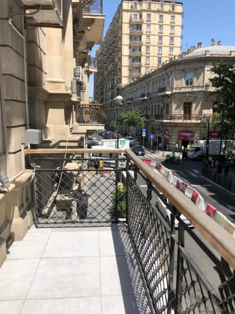 Satılır Ofis 205 m² Sahil m. - şəkil 11