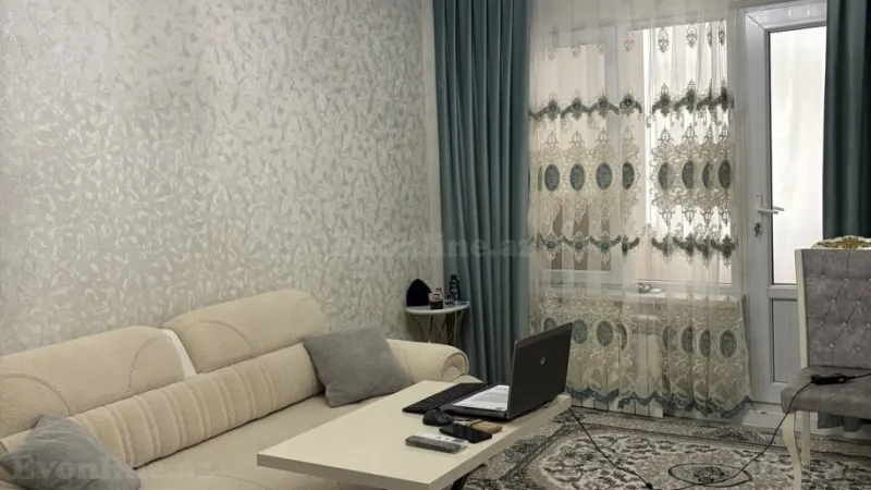 Satılır 2 otaqlı Mənzil Köhnə tikili 65 m² 7-ci mikrorayon - şəkil 3