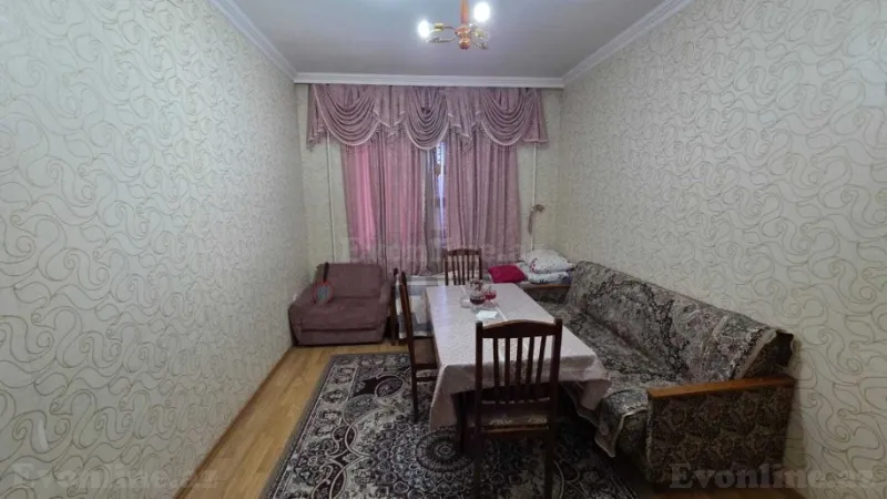 Satılır 2 otaqlı Mənzil Köhnə tikili 60 m² 7-ci mikrorayon