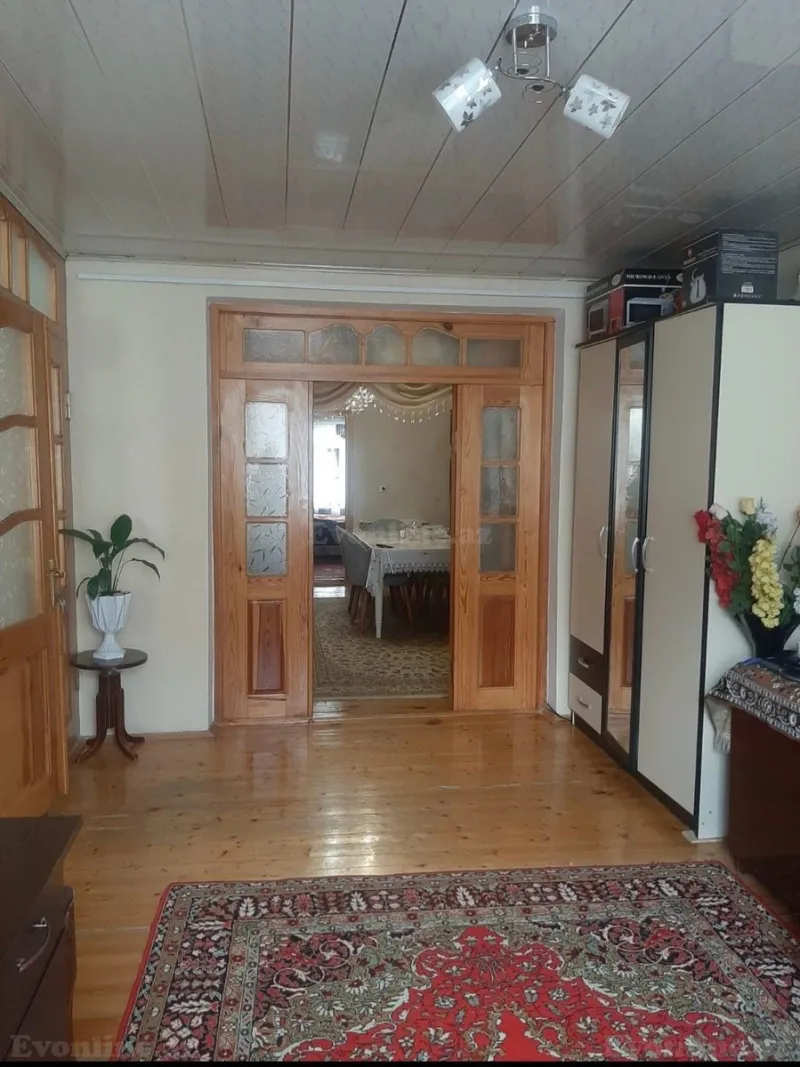 Satılır 3 otaqlı Mənzil Köhnə tikili 72 m² Şəki - şəkil 4