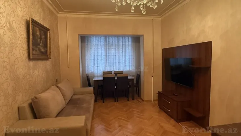 Satılır 4 otaqlı Mənzil Köhnə tikili 100 m² 4-cü mikrorayon - şəkil 3