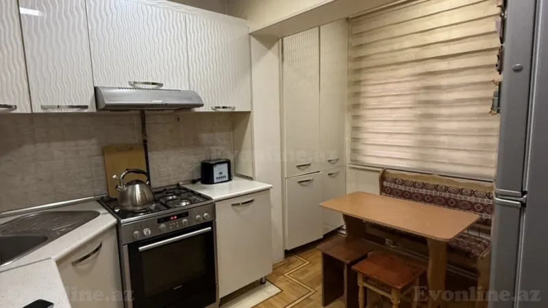 Satılır 4 otaqlı Mənzil Köhnə tikili 100 m² 4-cü mikrorayon - şəkil 14