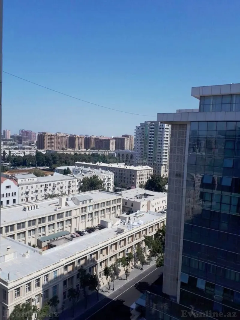 Kirayə verilir 3 otaqlı Mənzil Köhnə tikili 105 m² 28 May m. - şəkil 6