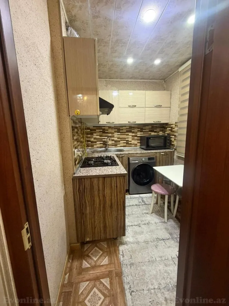 Satılır 2 otaqlı Mənzil Köhnə tikili 42 m² 4-cü mikrorayon - şəkil 8