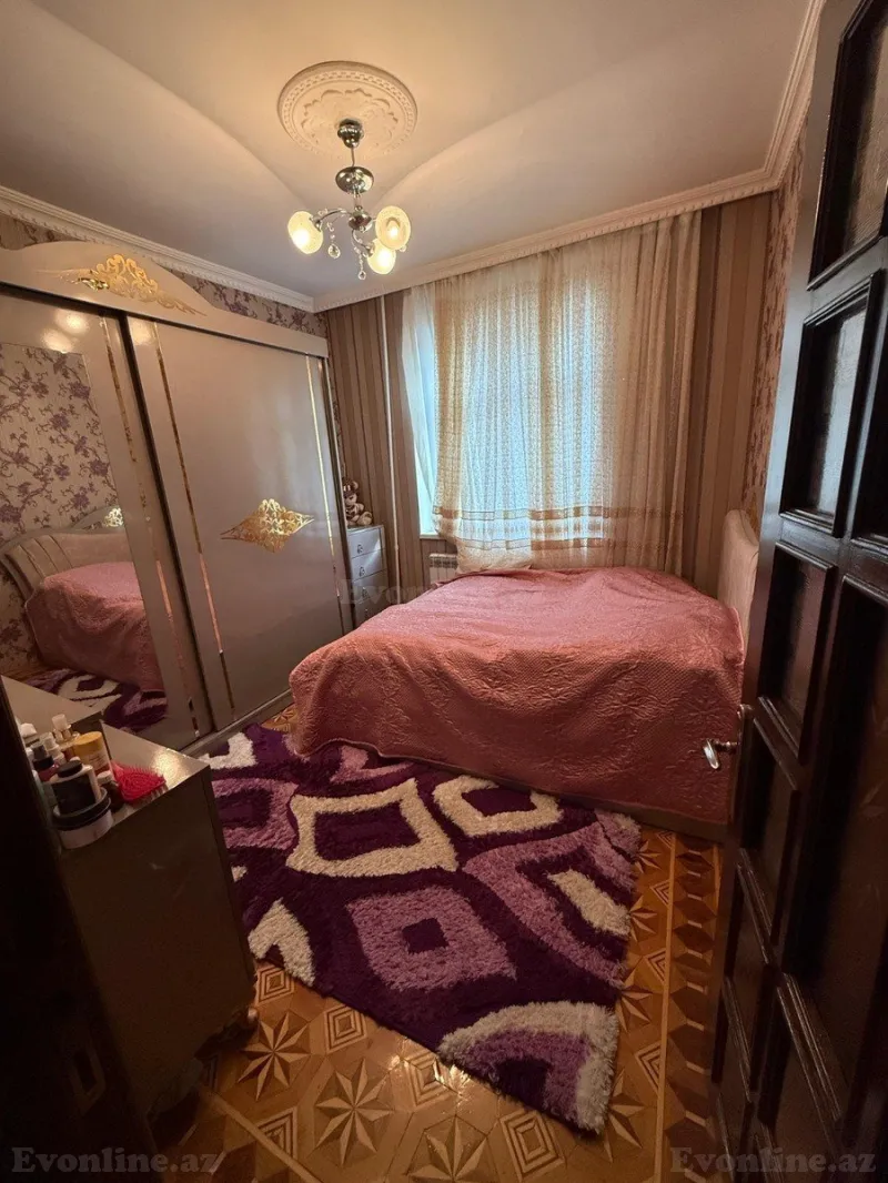 Satılır 5 otaqlı Mənzil Köhnə tikili 120 m² 8-ci mikrorayon - şəkil 2