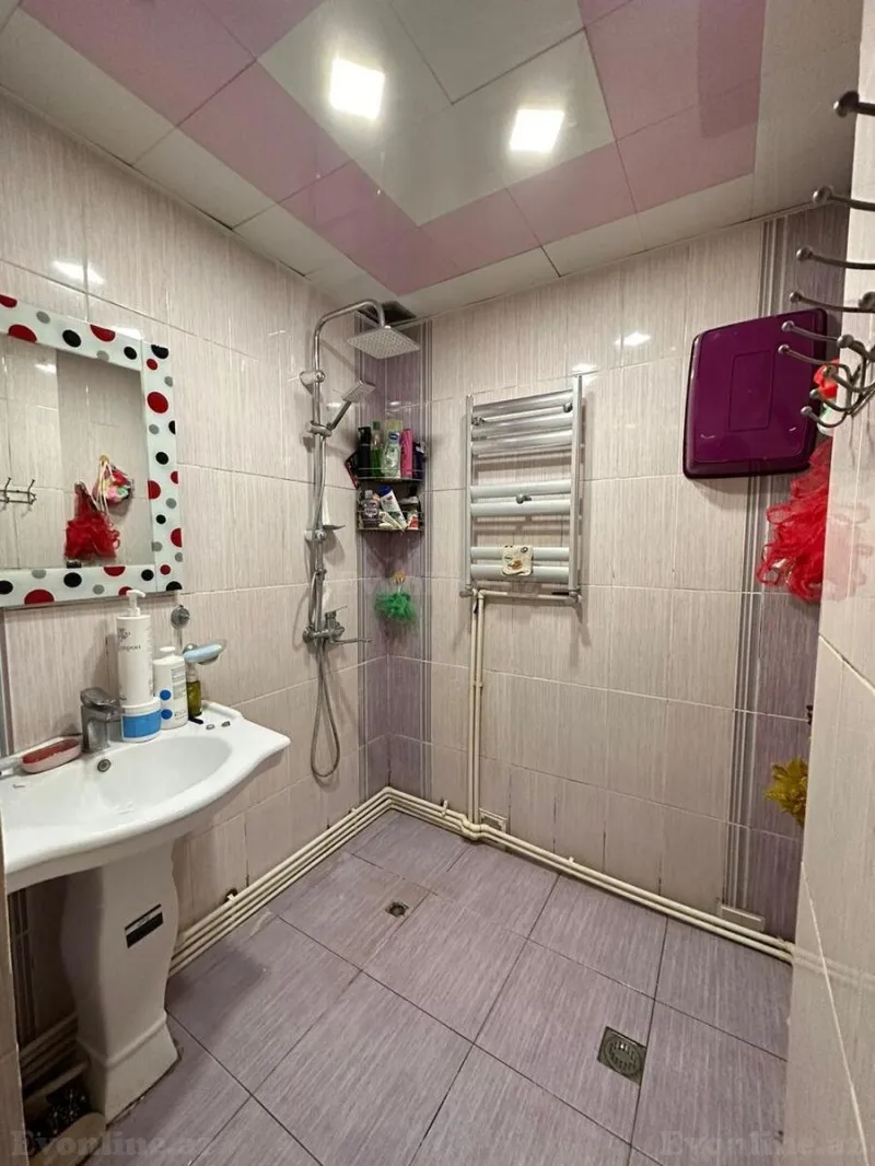 Satılır 5 otaqlı Mənzil Köhnə tikili 120 m² 8-ci mikrorayon - şəkil 12