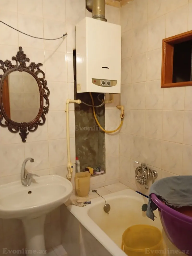 Satılır 2 otaqlı Mənzil Köhnə tikili 45 m² Neftçilər m. - şəkil 18