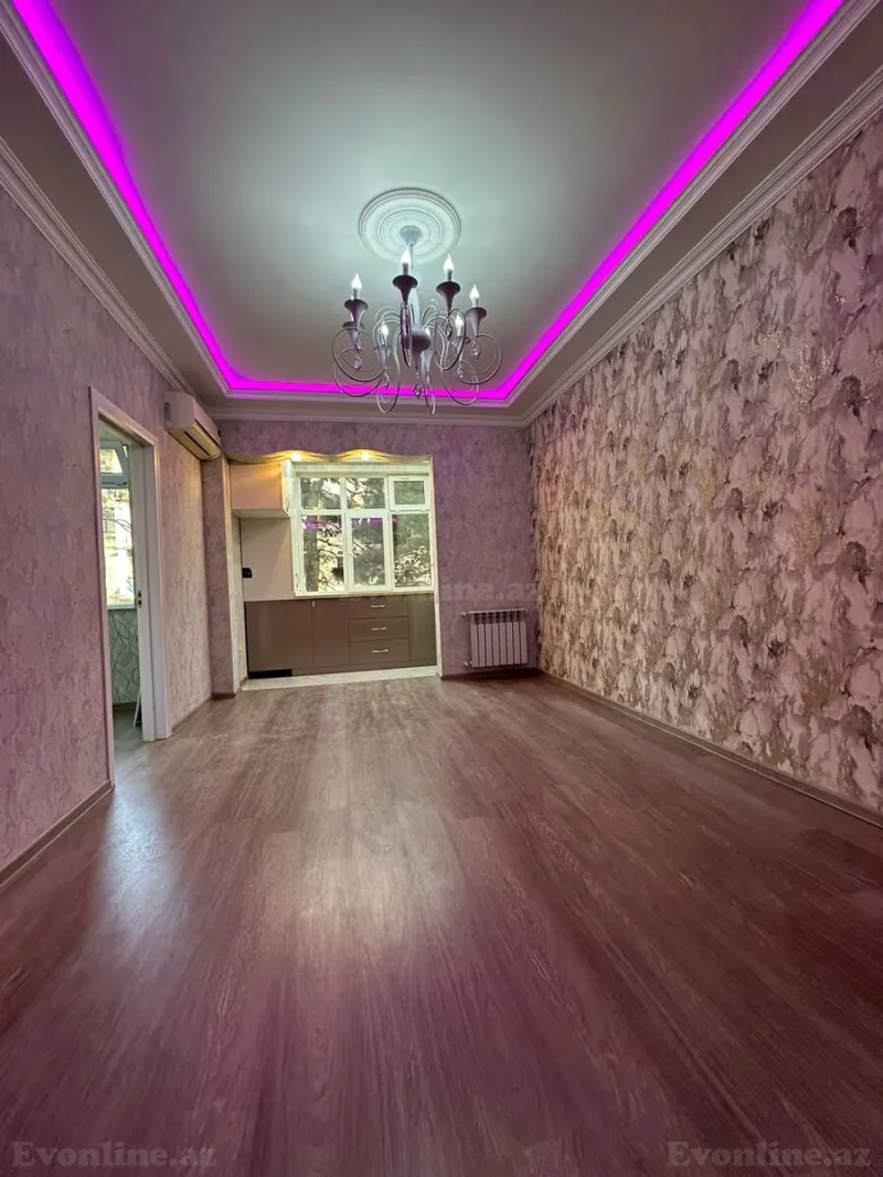 Satılır 2 otaqlı Mənzil Köhnə tikili 49 m² 2-ci mikrorayon - şəkil 2