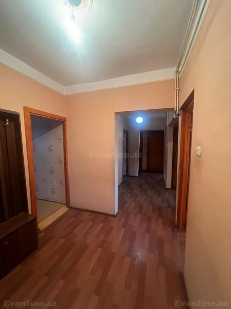 Satılır 5 otaqlı Mənzil Köhnə tikili 103 m² Suraxanı r. - şəkil 6