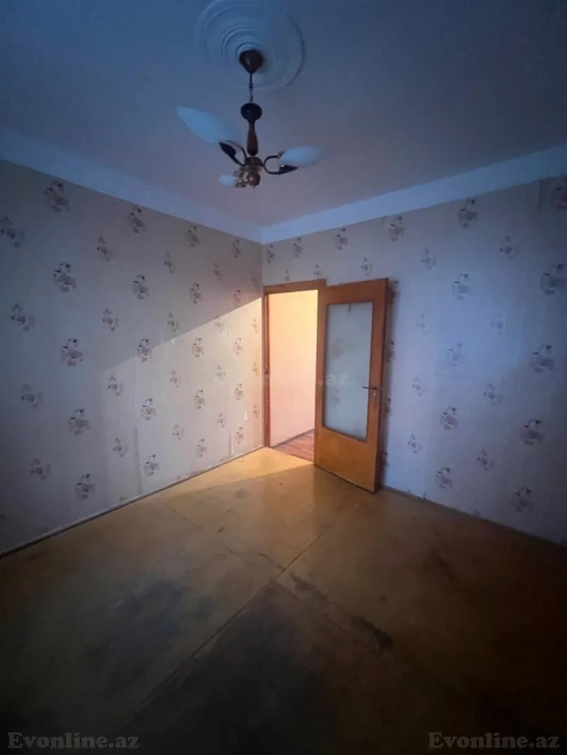 Satılır 5 otaqlı Mənzil Köhnə tikili 103 m² Suraxanı r. - şəkil 9