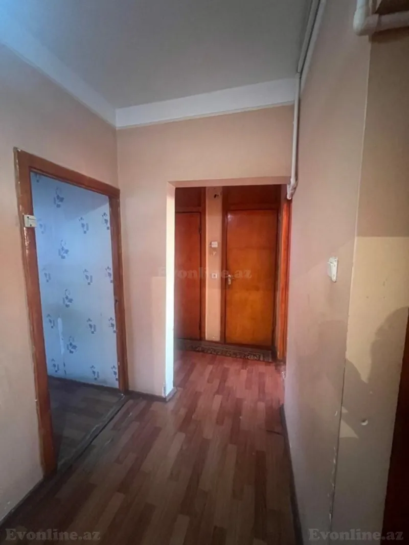 Satılır 5 otaqlı Mənzil Köhnə tikili 103 m² Suraxanı r. - şəkil 10
