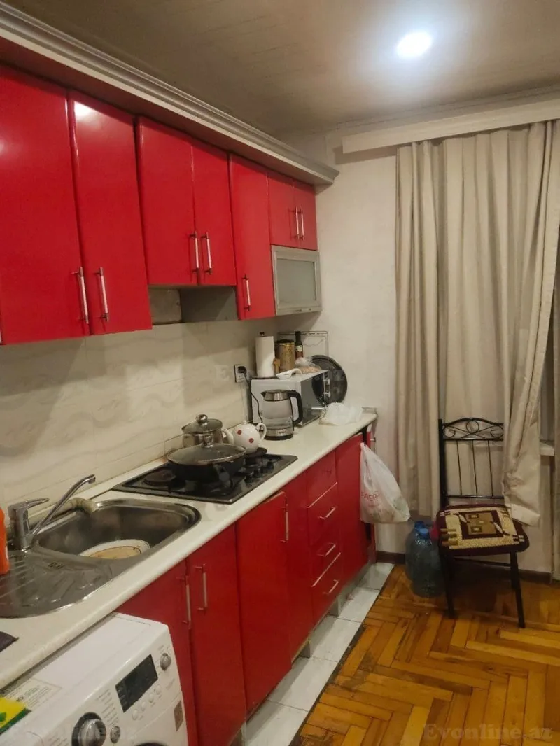 Satılır 5 otaqlı Mənzil Köhnə tikili 106 m² Əhmədli - şəkil 6