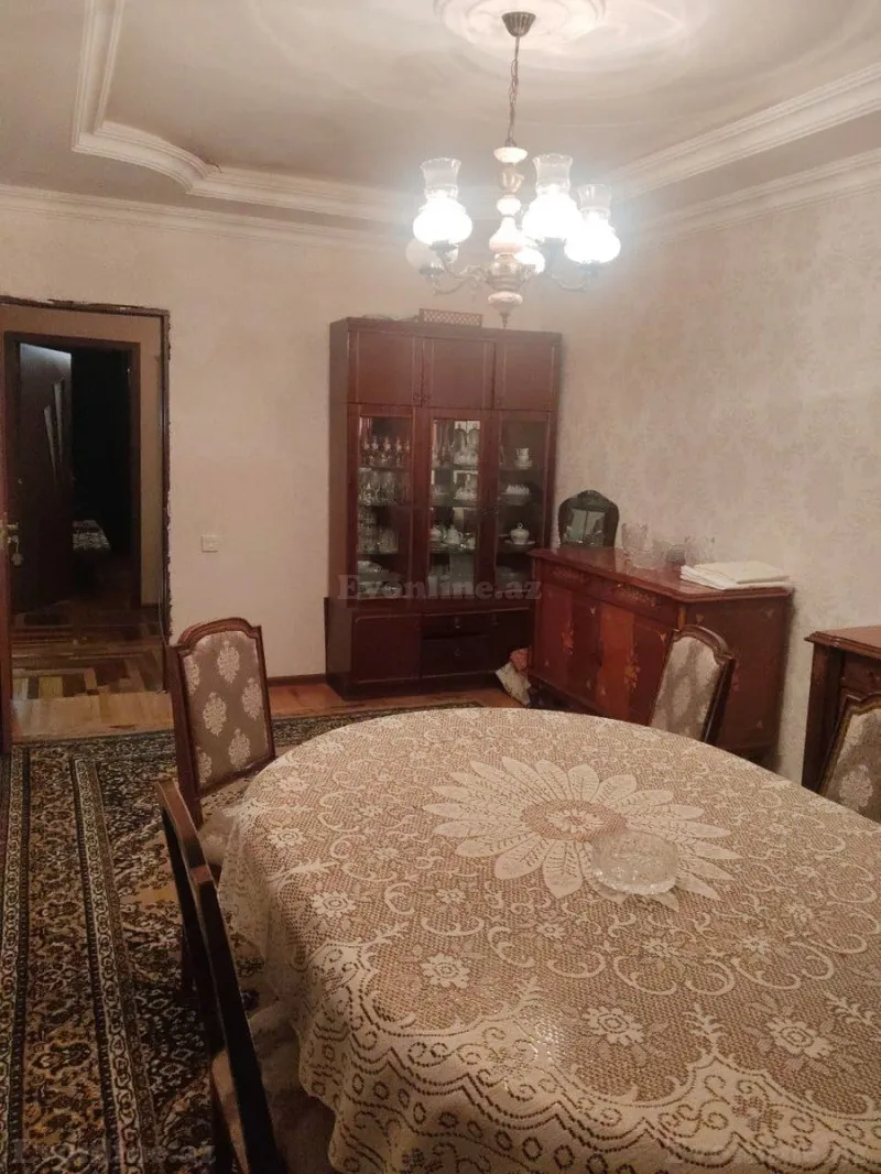 Satılır 5 otaqlı Mənzil Köhnə tikili 106 m² Əhmədli - şəkil 8